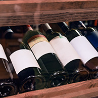 ワインの正しい保存方法を徹底解説｜未開封・開封後のワインを美味しく保つコツ